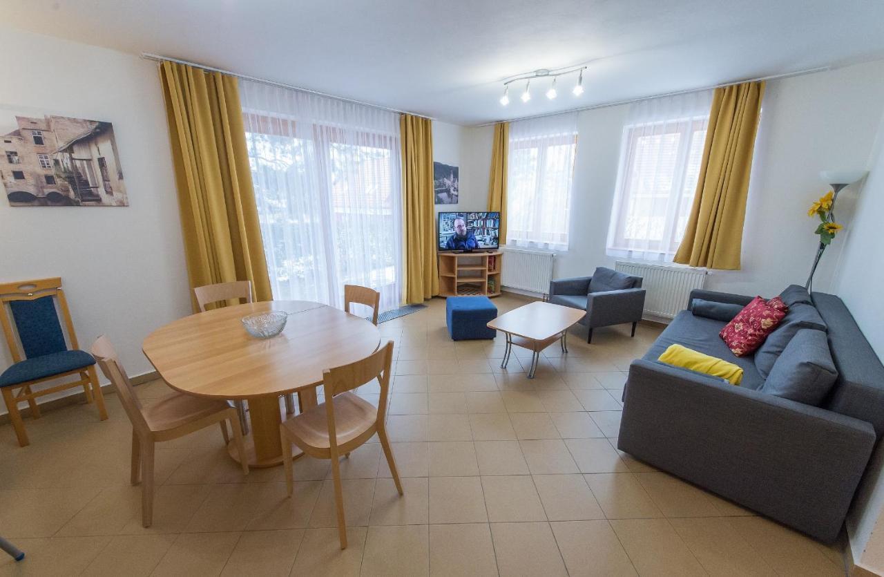 Apartmany Riviera 505 伏尔塔瓦河畔利普诺 外观 照片